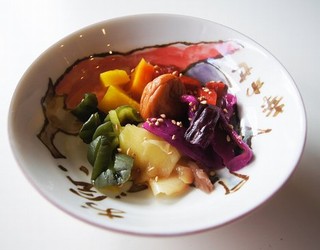Menu55 - Tsukemono -
Pickled vegetables